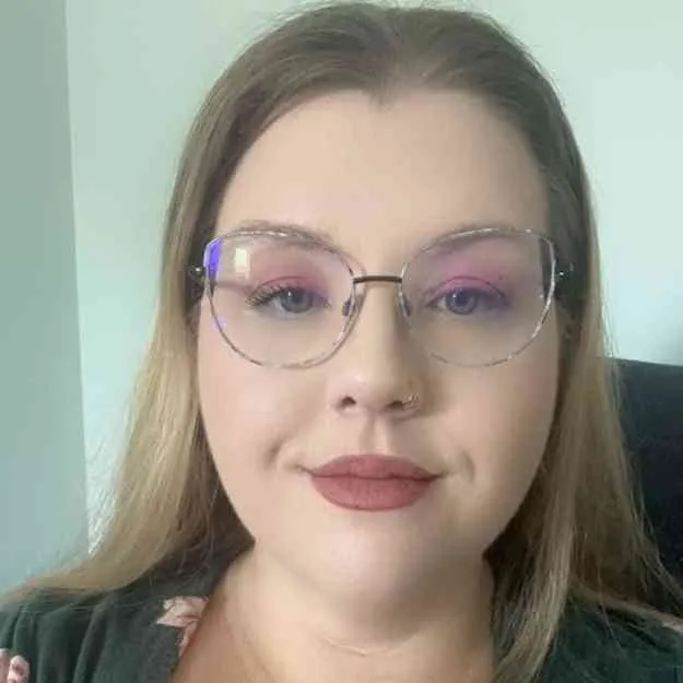 Kara Tracy therapist