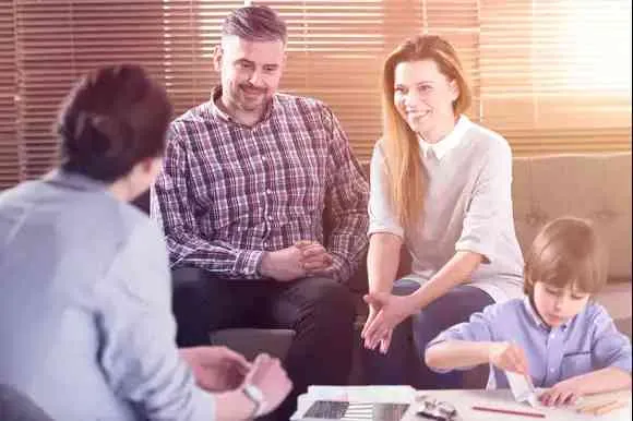 Parenting Therapy Helps Families