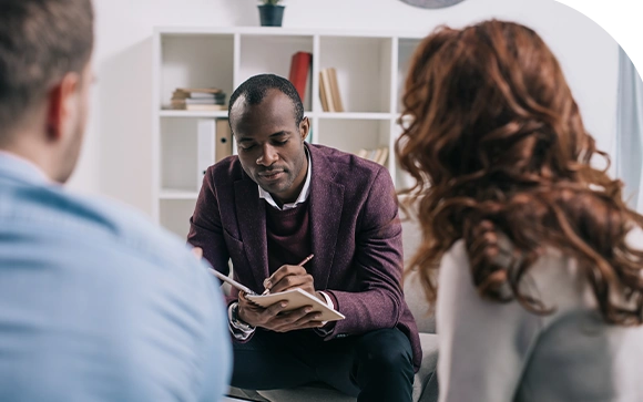 therapist providing online counseling