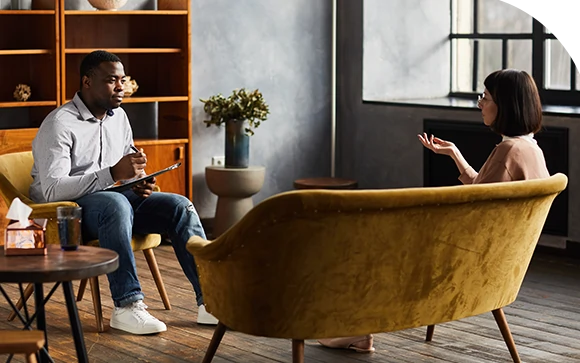therapist providing online counseling