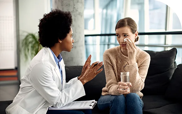 therapist providing online counseling