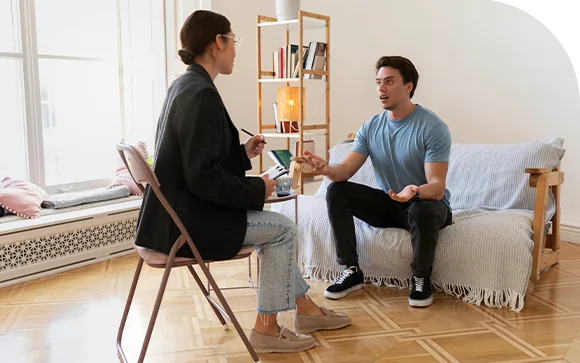 therapist providing online counseling